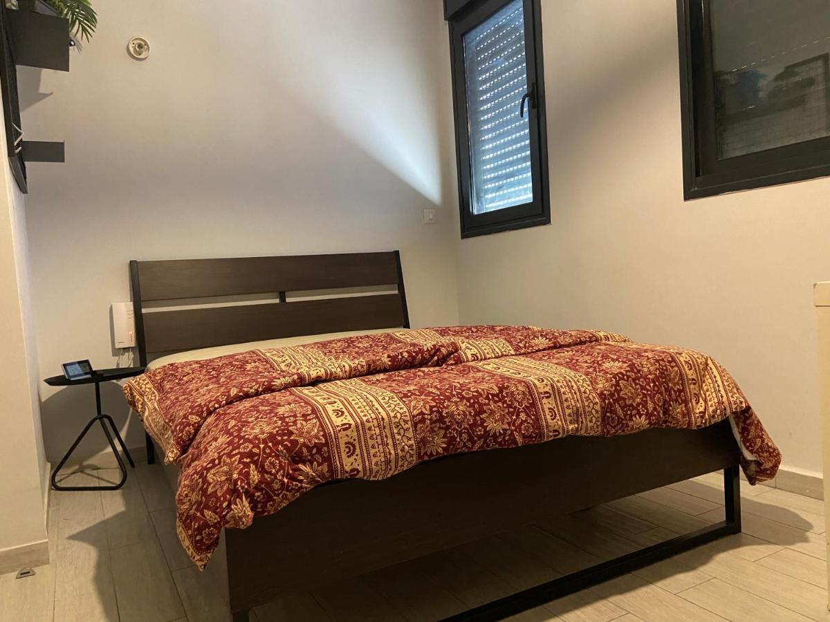 Beauty Apartment 3 Rooms Wi-Fi Нетания Экстерьер фото